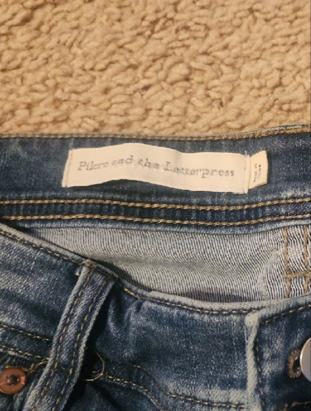 Anthropologie Embellished Blue Women's Jeans with Frayed Hem - Picture 2 of 6